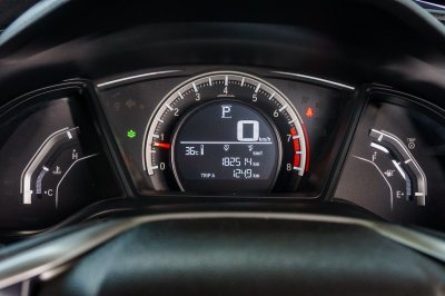 HONDA CIVIC 1.8 E AT ปี 2016 (5กม6790)