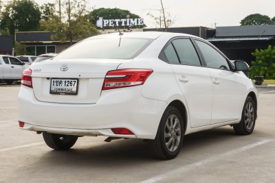TOYOTA VIOS 1.5 MID AT ปี 2020 (1ขค1267)