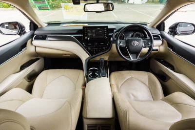 TOYOTA CAMRY 2.5 SPORT ปี2021 จด2022 (3ขภ3870)