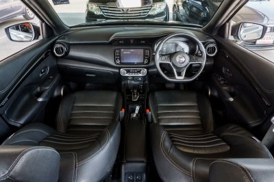 NISSAN KICKS E-POWER 1.2 V AT ปี 2023 (4ขบ3409)