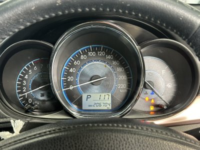 TOYOTA VIOS 1.5 MID AT ปี 2020 (1ขค7214)