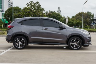 HONDA HR-V 1.8 RS ปี2019 (4ขธ2307)