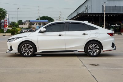 TOYOTA YARIS ATIV 1.2 PREMIUM ปี2024 (กฉ8789)