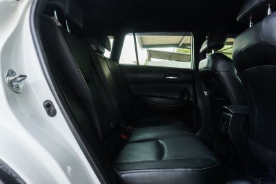 TOYOTA COROLLA CROSS 1.8 SPORTS ปี2023 (4ขญ8587)