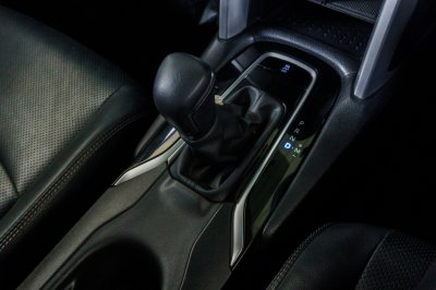 TOYOTA COROLLA CROSS 1.8 SPORTS ปี2023 (4ขญ8587)