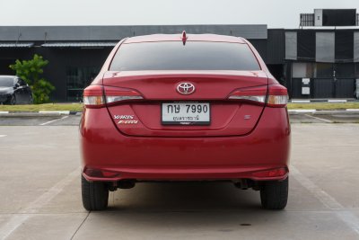 TOYOTA YARIS ATIV 1.2 S+ ปี2019 (กษ7990)