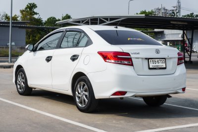 TOYOTA VIOS 1.5 MID AT ปี 2021 (1ขษ6733)