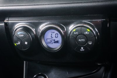 TOYOTA VIOS 1.5 MID AT ปี 2021 (1ขษ6733)