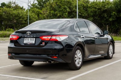 TOYOTA CAMRY 2.0 G ปี2021 (9กข503)