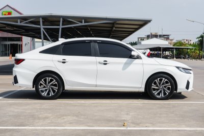 TOYOTA YARIS ATIV 1.2 SMART ปี2023 (จธ6340)