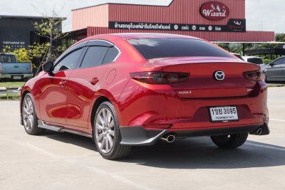 MAZDA 3 2.0 SP AT ปี2020 (1ขย3095)