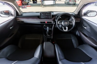 TOYOTA YARIS ATIV 1.2 SMART ปี2023 (จธ6340)