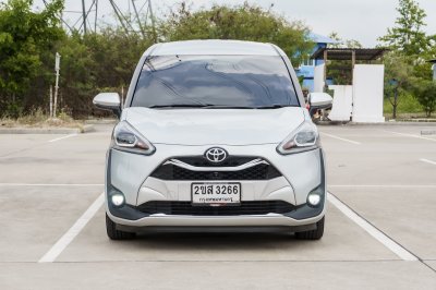 TOYOTA SIENTA 1.5 V ปี2021 (2ขส3266)