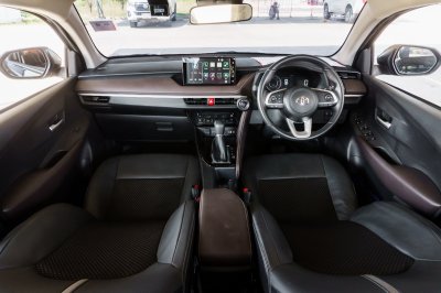 TOYOTA YARIS ATIV 1.2 SMART ปี2024 (งว2396)