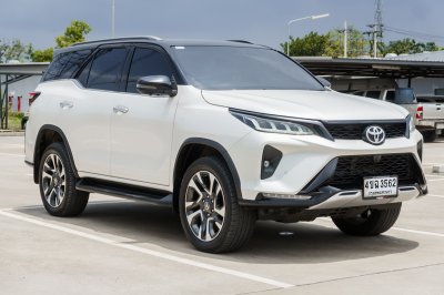 TOYOTA FORTUNER 2.4 LEGENDER ปี2023 (4ขฉ3562)