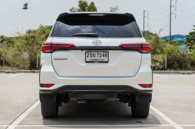 TOYOTA FORTUNER 2.4 LEGENDER ปี2022 (2ขย7246)