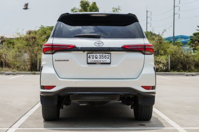 TOYOTA FORTUNER 2.4 LEGENDER ปี2023 (4ขฉ3562)