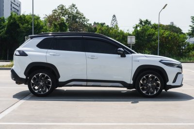 TOYOTA COROLLA CROSS 1.8 HV GR SPORT AT ปี 2023 (4ขศ9445)