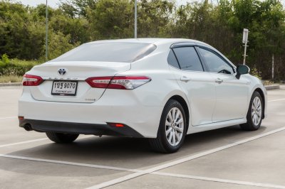 TOYOTA CAMRY 2.5 HV PREMIUM ปี2020 (1ขฐ9070)