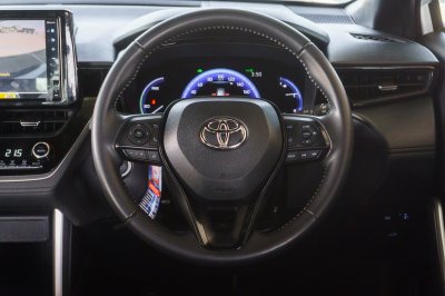 TOYOTA COROLLA CROSS 1.8 HV GR SPORT AT ปี 2023 (กร9949)