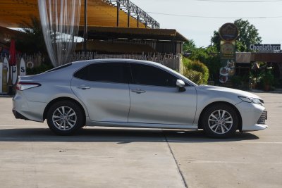 TOYOTA CAMRY 2.0 G AT ปี 2019 (9กฎ6647)