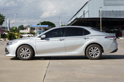 TOYOTA CAMRY 2.0 G AT ปี 2019 (9กฎ6647)