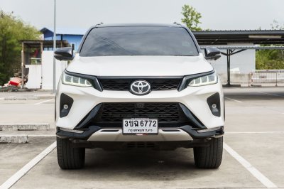 TOYOTA FORTUNER 2.4 LEGENDER ปี2022 (3ขฉ6772)