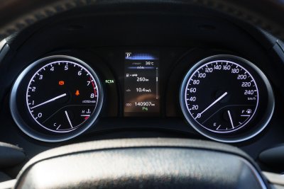 TOYOTA CAMRY 2.0 G AT ปี 2019 (9กฎ6647)