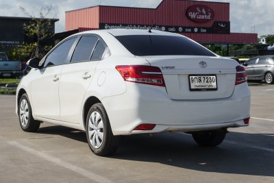 TOYOTA VIOS 1.5 ENTRY AT ปี 2020 (9กส7230)