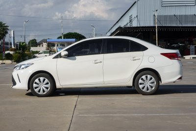 TOYOTA VIOS 1.5 ENTRY AT ปี 2020 (9กส7230)