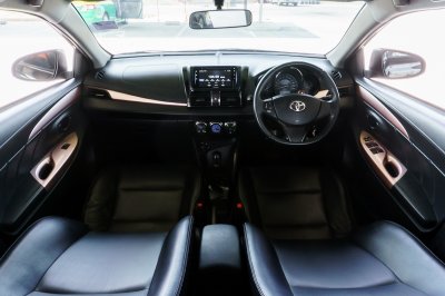 TOYOTA VIOS 1.5 MID AT ปี 2021 (9กก5116)