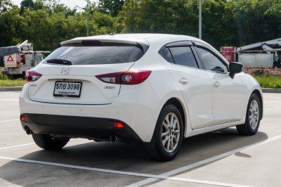 MAZDA 3 2.0 C AT ปี 2016 (5กย3096)