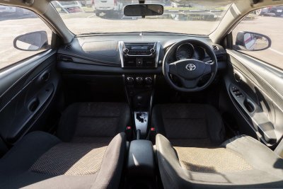 TOYOTA VIOS 1.5 ENTRY AT ปี 2020 (9กส7230)