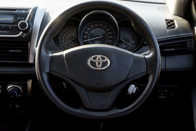 TOYOTA VIOS 1.5 ENTRY AT ปี 2020 (9กส7230)