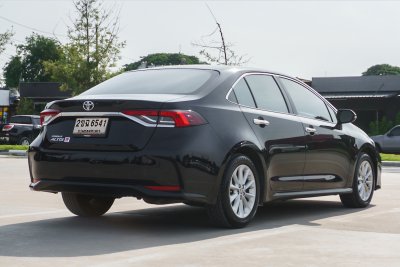 TOYOTA ALTIS 1.6 G AT ปี2021 (2ขฉ6541)