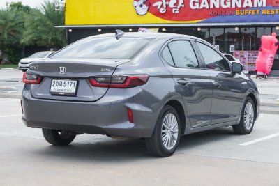 HONDA CITY 1.0 V AT ปี 2021 (2ขฉ5171)