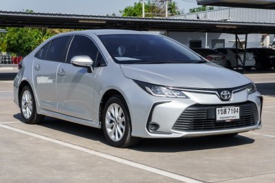 TOYOTA ALTIS 1.6 G AT ปี2021 (1ขส7194)