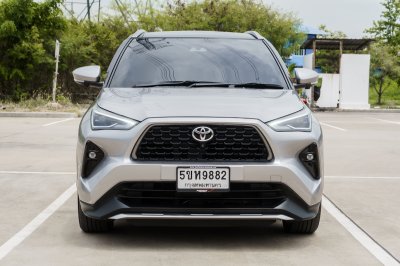 TOYOTA YARIS CROSS 1.5 HYBRID PREMIUM LUXURY AT ปี2024 (5ขห9882)