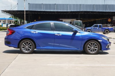 HONDA CIVIC 1.8 EL AT ปี 2019 (8กน7273)