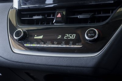 TOYOTA ALTIS 1.6 G AT ปี 2020 (1ขพ8473)