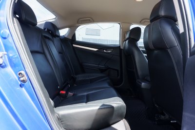 HONDA CIVIC 1.8 EL AT ปี 2019 (8กน7273)