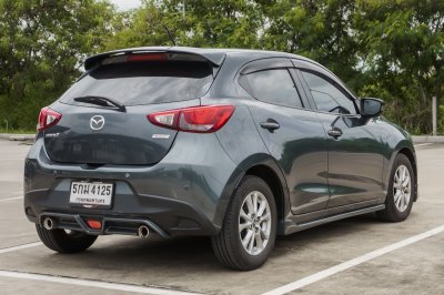 MAZDA 2 1.3 SPORT HIGH CONNECT AT ปี 2016 (5กม4125)