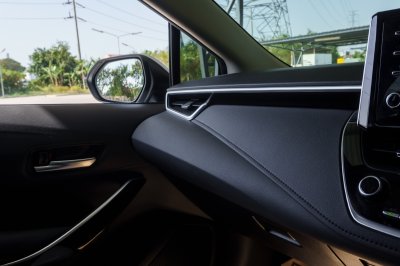 TOYOTA COROLLA ALTIS 1.8 HYBRID SMART ปี2021 (1ขร8543)