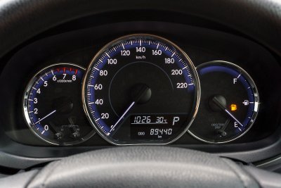 TOYOTA YARIS 1.2 E AT ปี 2019 (9กฐ6887)