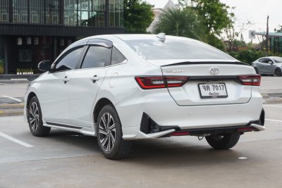 TOYOTA YARIS ATIV 1.2 PREMIUM LUXURY ปี2023 (จต7017)