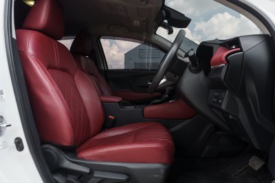 TOYOTA YARIS ATIV 1.2 PREMIUM LUXURY ปี2023 (จต7017)