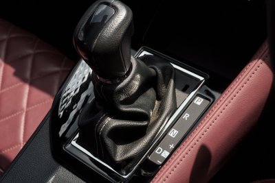 TOYOTA YARIS ATIV 1.2 PREMIUM LUXURY ปี2023 (จต7017)