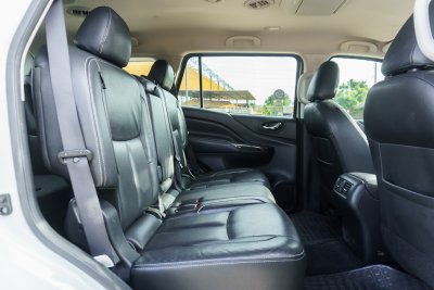 NISSAN TERRA 2.3 VL AT ปี2018 (1ขง6851)