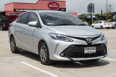 TOYOTA VIOS 1.5 MID AT ปี 2020 (1ขญ4390)