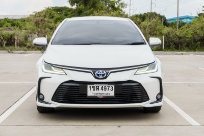 TOYOTA COROLLA ALTIS 1.8 HYBRID PREMIUM ปี2021 (1ขฬ4973)